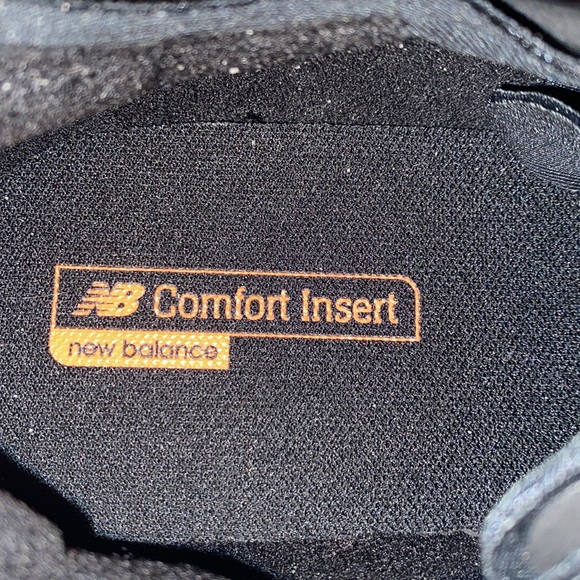 New Balance running shoes. Women size 9.5 with comfortable inserts. NIB - Picture 5 of 7